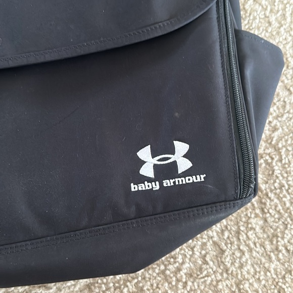Baby Armour UA exclusive diaper bag - Picture 2 of 10